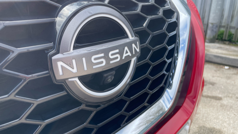 Nissan Juke 1.0 DiG-T 114 Tekna 5dr DCT Petrol Hatchback